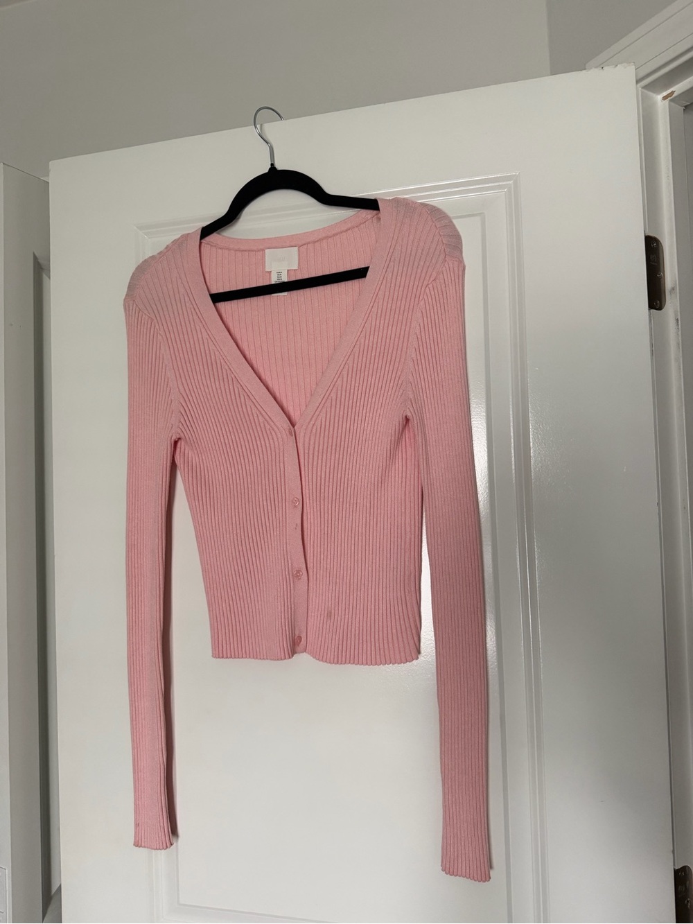 H&M Light Pink Ribbed V-Neck Buttoned Cardigan